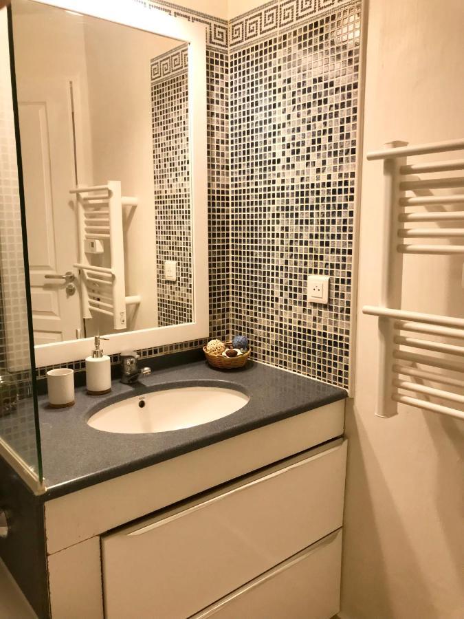 Steps To The Beach Apart In Cannes With Parking Екстер'єр фото